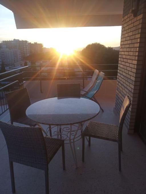 Apartamento Con Vistas Al Mar Y Buena Ubicacion เบนิสกัสซิม ภายนอก รูปภาพ
